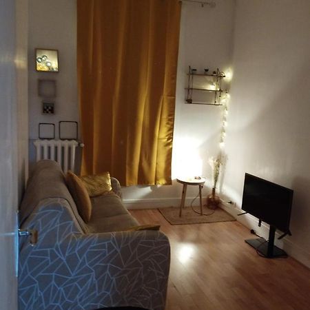 Apartmán Parisian Vibes A Clichy Exteriér fotografie